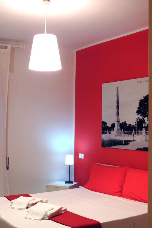 Barocco.Oberdan Bed & Breakfast Lecce Bagian luar foto