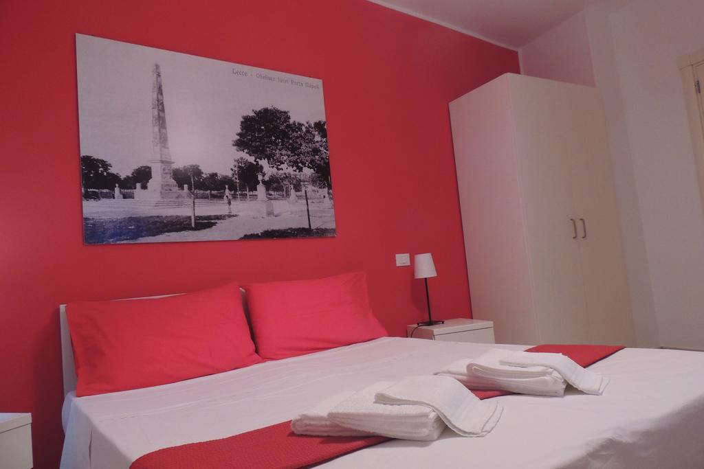 Barocco.Oberdan Bed & Breakfast Lecce Bagian luar foto